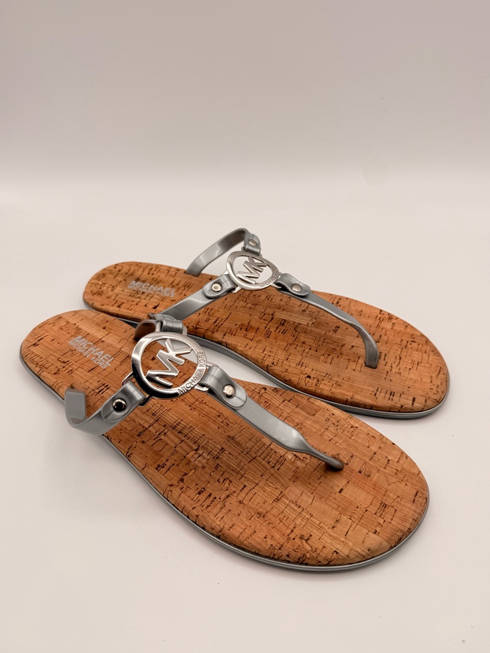 MICHAEL KORS MK Logo Cork Thong Sandals Silver Women’s Size  11 - Picture 5 of 9